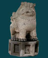 Lion portant la déesse Durga
