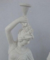 Statue lampadaire  de  Romaine